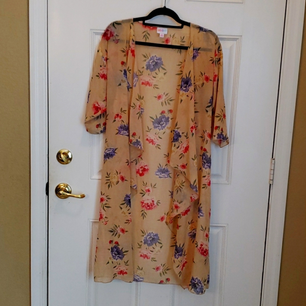 LuLaRoe Shirley Kiminio